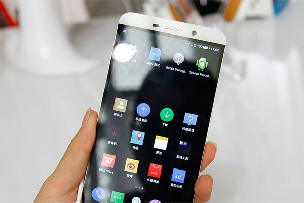 OPPO R7 Plus領(lǐng)銜 市售熱門巨屏機(jī)推薦