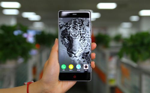 拍星軌旋轉(zhuǎn)鏡頭 拍照旗艦機(jī)的獨(dú)門秘籍第1張圖