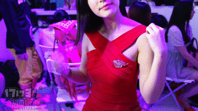 chinajoy2015 showgirl動圖gif 2015chinajoy女神 chinajoy美女動態(tài)圖