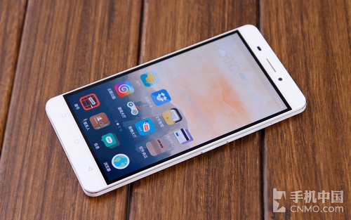 超長(zhǎng)續(xù)航超級(jí)閃充_OPPO R7第2張圖