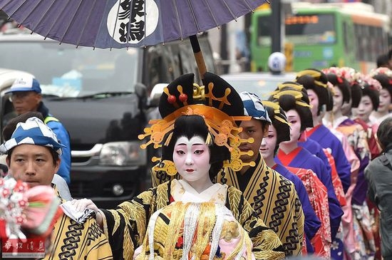 拯救經(jīng)濟(jì)：中國(guó)成日本第一大客源國(guó)