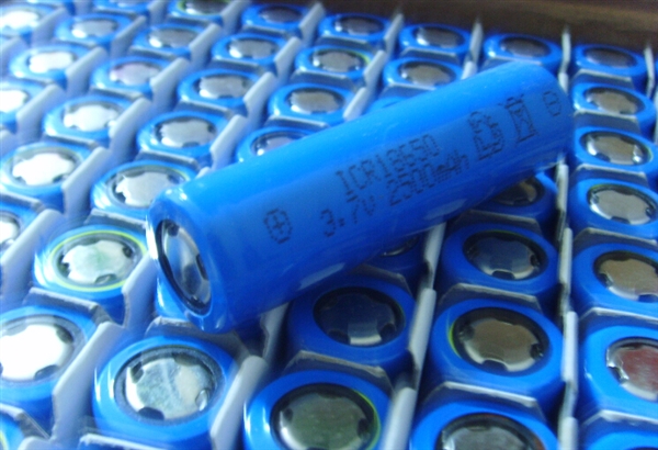 中國最嚴鋰電池標(biāo)準(zhǔn)來襲 廠商急了