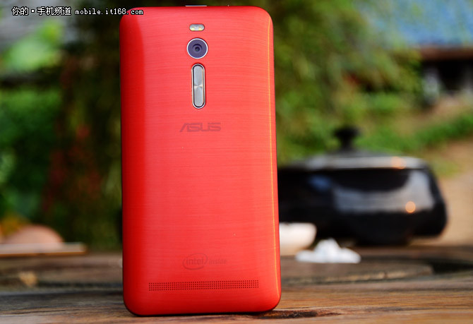 蘇寧手機(jī)節(jié) 4GB內(nèi)存Zenfone2低至1299元