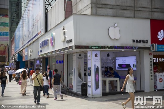 深圳山寨門店泛濫 一公里30家“蘋果店”（組圖）