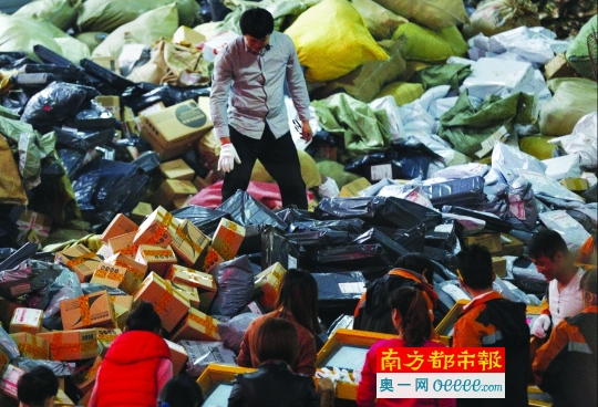 應(yīng)戰(zhàn)雙十一 六快遞公司提高派件費(fèi)