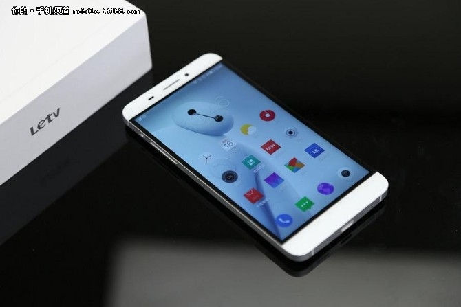 迎接新品開(kāi)始清庫(kù)存 樂(lè)視手機(jī)1僅935元
