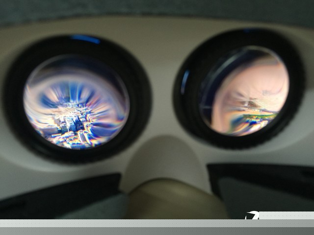 手机3D VR眼镜体验浅谈：真实与虚幻 