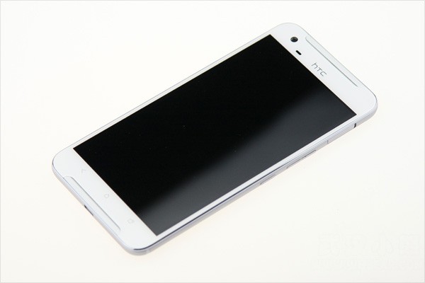 無指紋識別差評 HTC One X9真機曝光