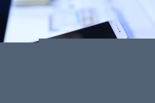 聚焦移動(dòng)大會(huì) 玫瑰金版vivo X6Plus閃耀