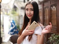 TCL樂玩2C金色版圖賞 簡約不凡的設(shè)計(jì)，