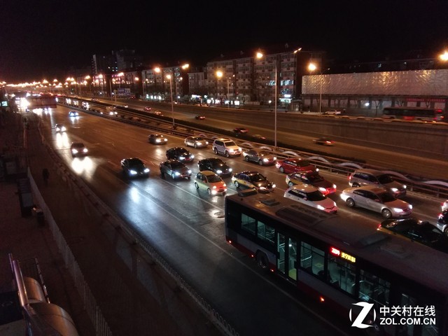 翻轉(zhuǎn)鏡頭看世界 榮耀7i拍照功力深度解析 