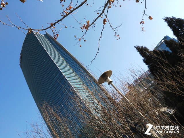 翻轉(zhuǎn)鏡頭看世界 榮耀7i拍照功力深度解析 