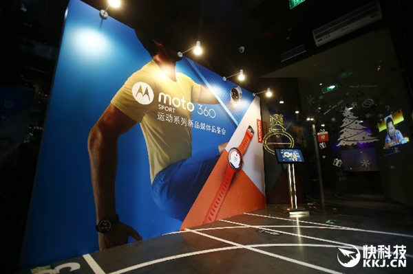 2388元！Moto 360 Sport智能手表正式發(fā)售