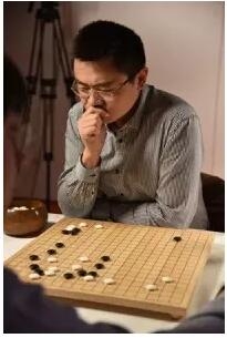 Google 和 Facebook： 究竟是誰搞定了圍棋人工智能？| 深度