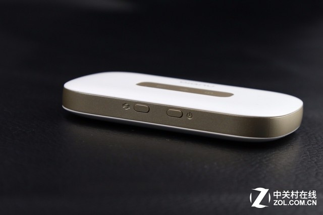 功能全面信号稳定 nubia MIFI路由图赏