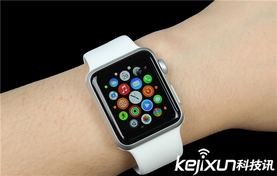蘋果要我們?cè)赼pple watch 2或watch OS 3之間二選一