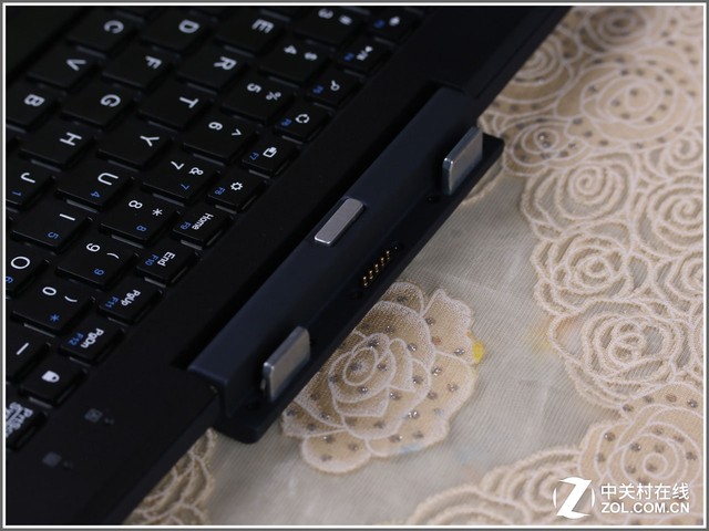 Z8300配4G內(nèi)存 品鉑W1S二合一平板評(píng)測(cè) 
