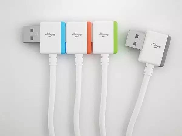Infinite USB by vojotech：這款由設(shè)計團(tuán)隊 vojotech 帶來的集成型數(shù)據(jù)InfiniteUSB。將傳統(tǒng) USB 插頭的后端打開，變成下一個插頭的插座，從而實(shí)現(xiàn)無限次的連接，不用的時候，帶磁性的設(shè)計還可以讓每一根Infinite USB合并收納。