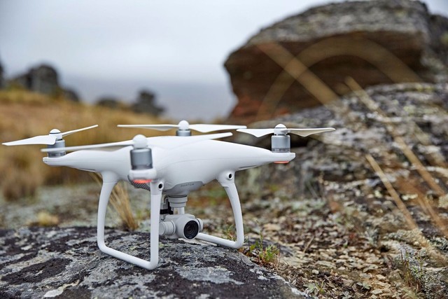 感受逆天黑科技：大疆Phantom 4搶先看