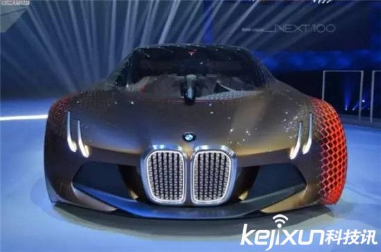寶馬成立100周年：將打造最酷炫無(wú)人駕駛汽車(chē)！