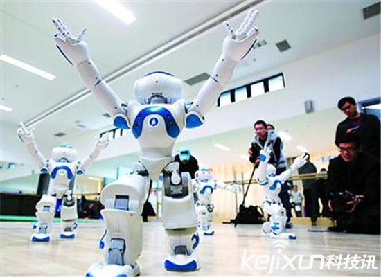 迪拜土豪真會(huì)玩：2017年機(jī)器人運(yùn)動(dòng)會(huì)你們快來(lái)！