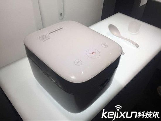 小米電飯煲只要999元：中日電飯煲哪家強(qiáng)？