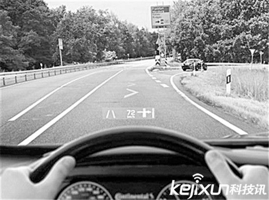 汽車擋風玻璃成精啦：一秒變身顯示屏太拉風了！