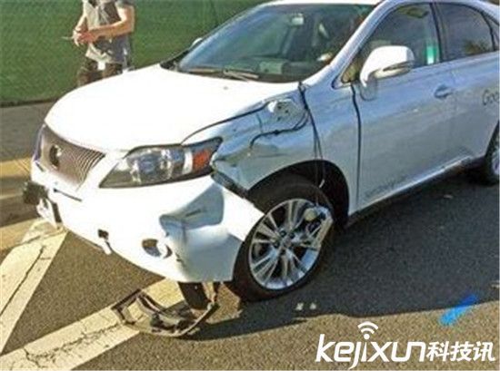 谷歌汽車肇事遭打臉 無人駕駛真的可靠嗎？