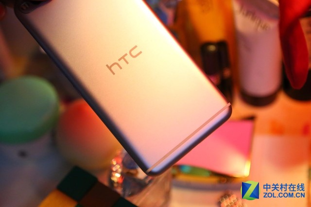 探索高雅的金屬藝術(shù) HTC One X9圖賞