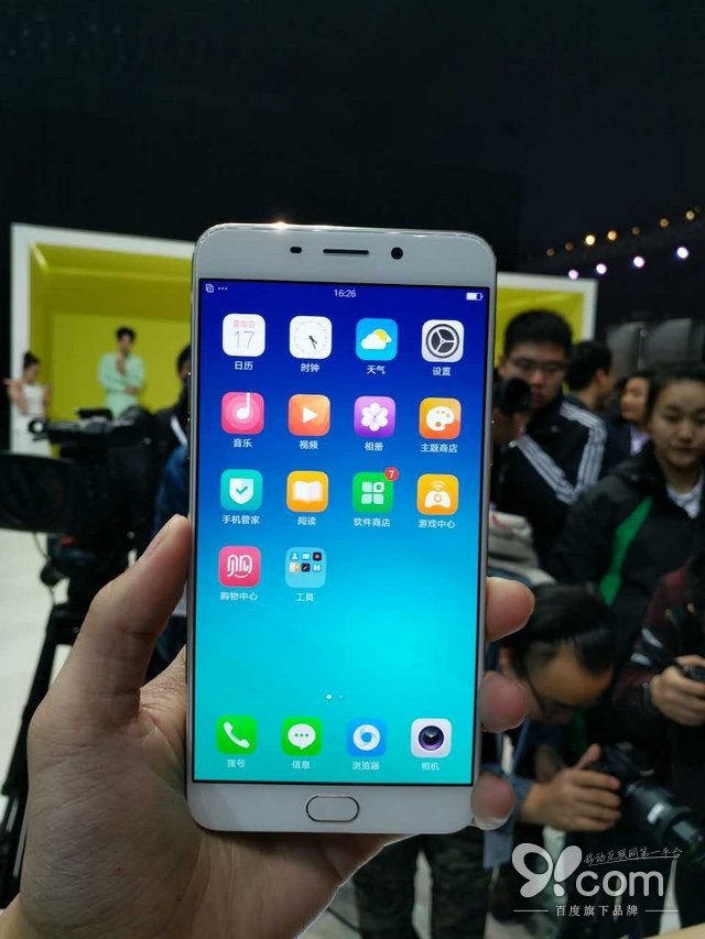 圓潤均衡由內(nèi)而外 OPPO R9搶先體驗(yàn)