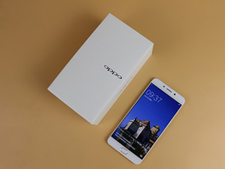 极速速指纹VOOC闪充 OPPO R9上手体验