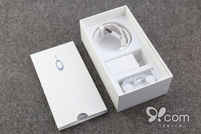 至美機(jī)身+前置指紋 OPPO R9開箱圖賞