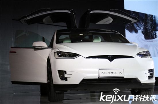 全球最快SUV 特斯拉Model X在京發(fā)布：鷹翼門(mén)成亮點(diǎn)