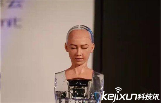 機(jī)器人宣誓要消滅人類(lèi)：我們?cè)撊绾螒?yīng)對(duì)？