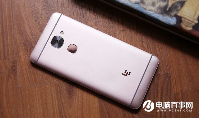 取消耳機(jī)接口 樂(lè)視手機(jī)2外觀評(píng)測(cè)