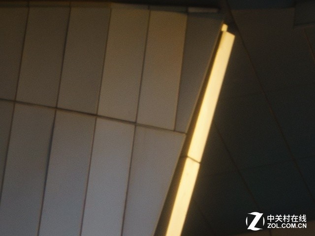 高像素之爭(zhēng) 佳能EOS 5DSR對(duì)比索尼A7R Ⅱ 