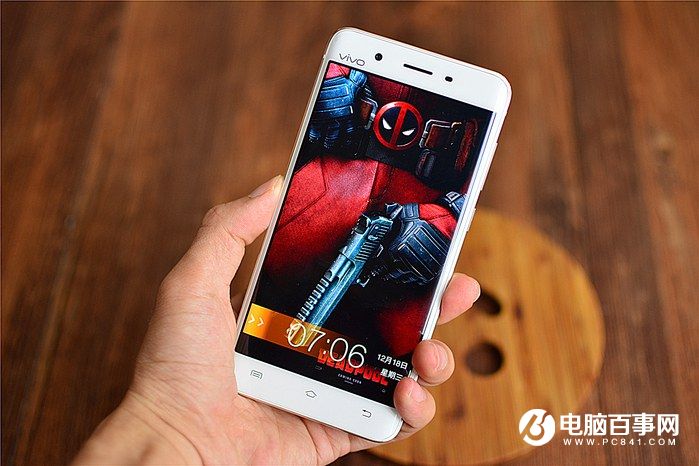 國產(chǎn)手機(jī)新標(biāo)桿 vivo Xplay5全面評測