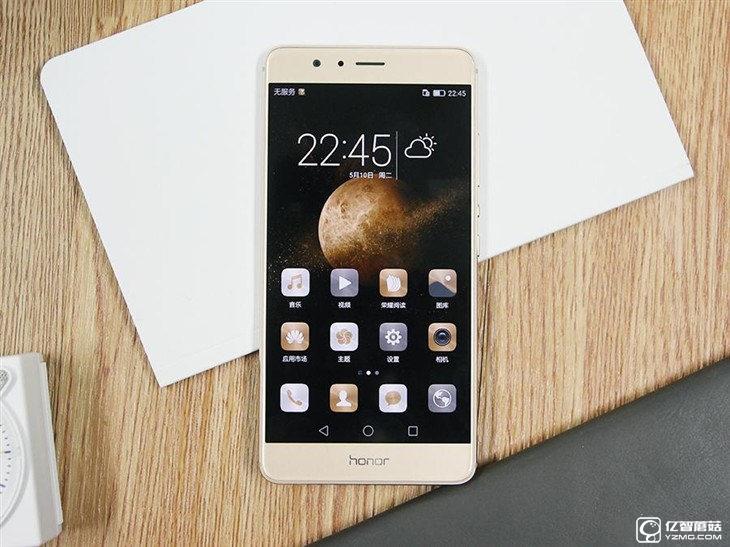 華為榮耀V8評測：極致科技集大成者 內(nèi)斗華為P9？