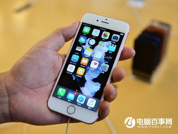 库克：iPhone售价有点高 将降价