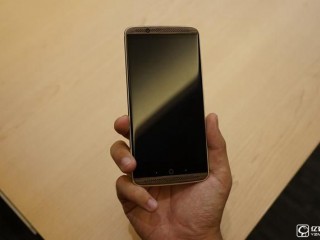 中兴AXON天机7值得买吗？中兴AXON天机7真机体验视屏