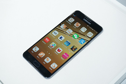 ZUK Z2 Pro和三星C5有什么區(qū)別 ZUK Z2 Pro和三星C5對比評測