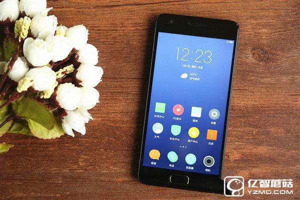ZUK Z2和榮耀V8哪個(gè)好 榮耀V8與ZUK Z2區(qū)別對(duì)比