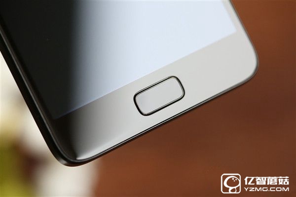 ZUK Z2和榮耀V8哪個(gè)好 榮耀V8與ZUK Z2區(qū)別對(duì)比