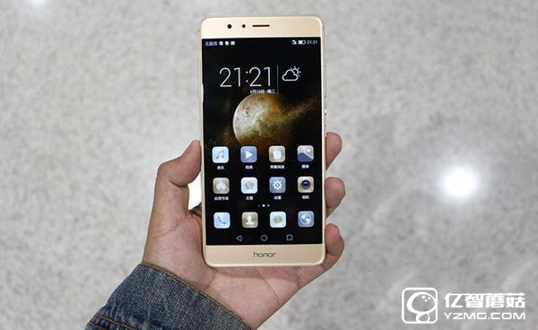 ZUK Z2和榮耀V8哪個(gè)好 榮耀V8與ZUK Z2區(qū)別對(duì)比