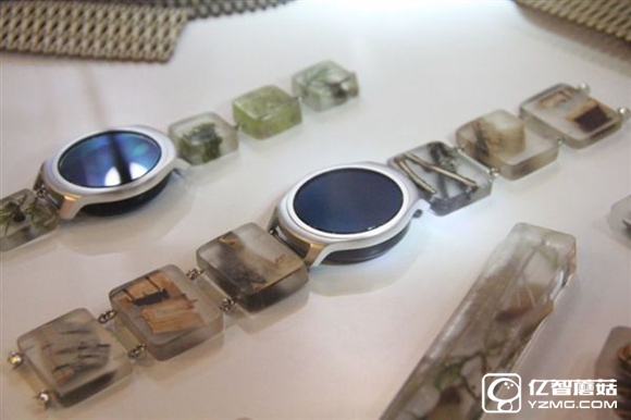 妹子也能戴了！Ticwatch 2現(xiàn)場圖賞：小巧時尚