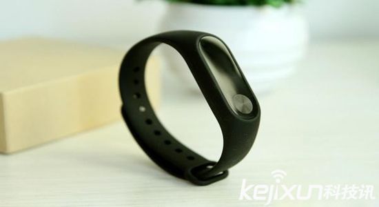 小米手環(huán)2一天感受 屏幕沒想象中給力