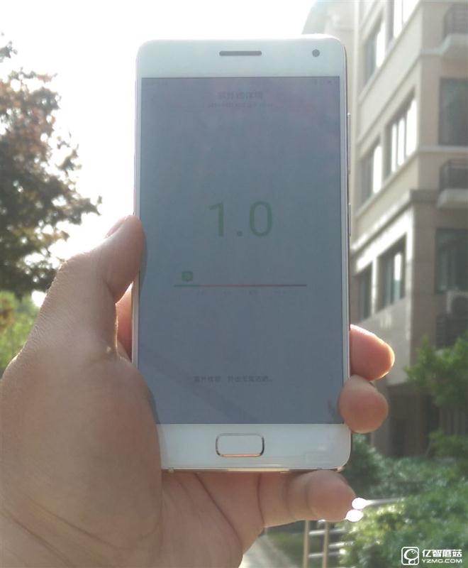 ZUK Z2 Pro旗舰版深度评测：0.05mm全球最窄黑边！