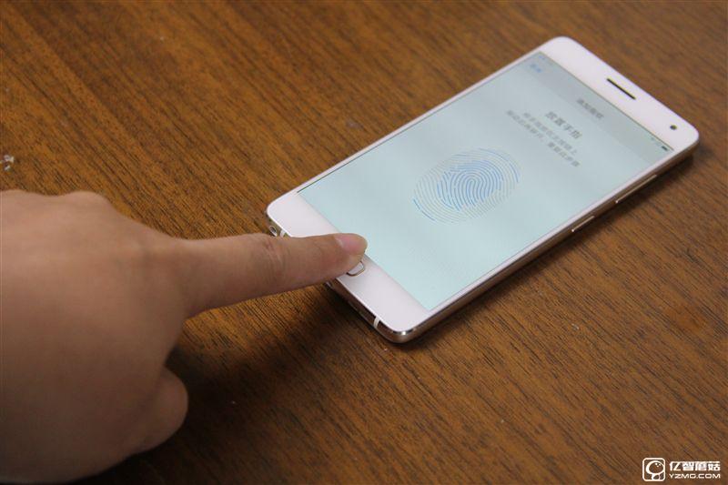 ZUK Z2 Pro旗舰版深度评测：0.05mm全球最窄黑边！