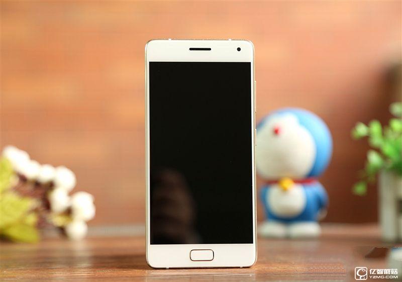 ZUK Z2 Pro旗舰版深度评测：0.05mm全球最窄黑边！