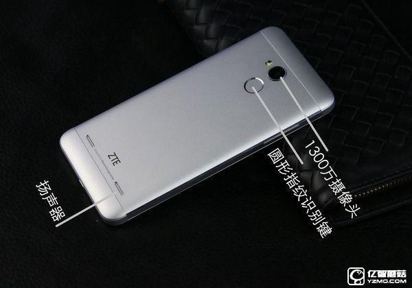 中興Blade A2和A1哪個好？中興Blade A2與A1區(qū)別對比
